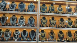 Style and Beauty & Vivaga Bridal Collection